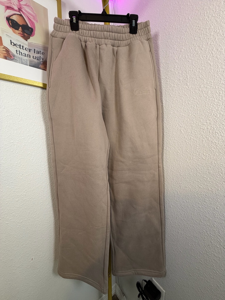 Comfrt Nwot Size Medium Sweatpants